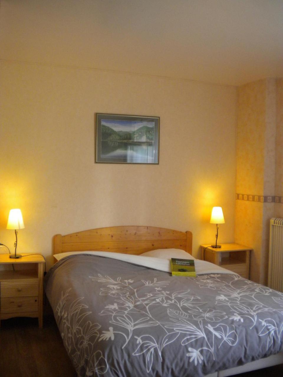 Hotel Le Relais Du Coustoubi Campouriez Экстерьер фото